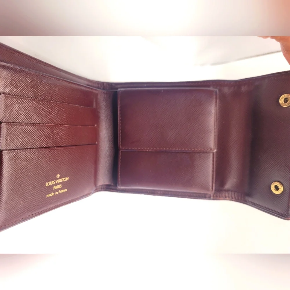 Louis Vuitton Monogram Bifold Unisex Wallet
